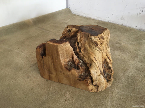 Escultura de Madeira Maciça - 55x50x30- Loja Fábrica -  COD: FS2234