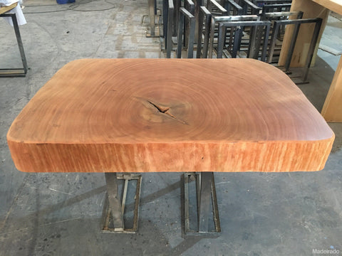 Mesa de Centro Rústica Retangular - 120x76 - Loja de Fábrica - FS2335-Madeirado - Mesa de Madeira Rustica