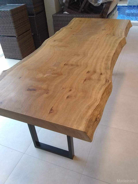 Mesa Rustica de Jantar Andirá 200x80 com Bordas Orgânicas e Pés em Ferro Tubular-Madeirado - Mesa de Madeira Rustica