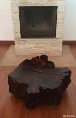 Mesa de Centro de madeira maciça e rústica - Modelo Vapidiana 