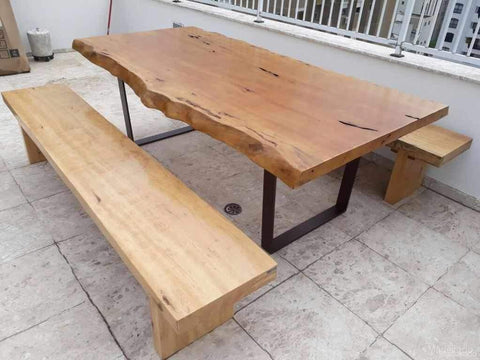 Conjunto Cabapuã - Mesa com 2 Bancos de Madeira Maciça Pequiá 220 x 110 Madeirado