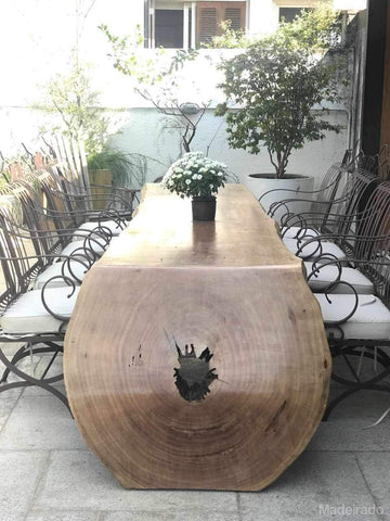 Mesa de Jantar em Madeira Maciça Cascata Karajá - 300 x 90 - Mesa Curva - Loja de Móveis de Madeira Maciça. Moveis Rusticos